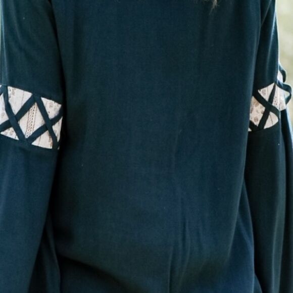 Lace Inlet Detail Top - Picture 11 of 16